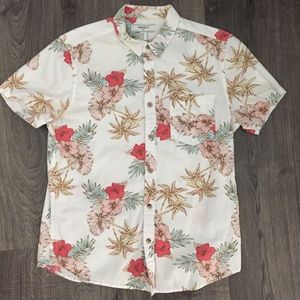 Forever 21 Men - short sleeve button-up - Sz Medium